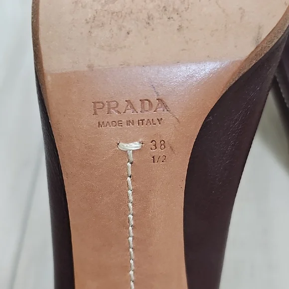 Vintage Prada Dark Brown Leather Heels - Picture 3 of 15